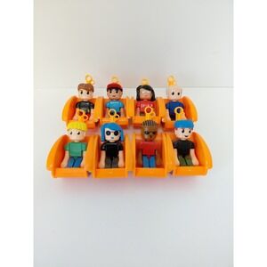 8 Knex Starburst Spinner Orange Seats w/ Figures - K'nex Amusement Park Parts